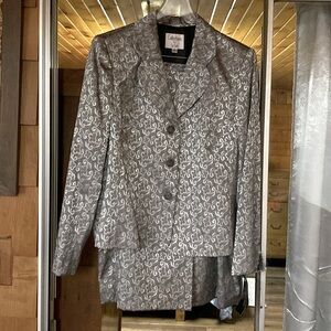 2 piece suit